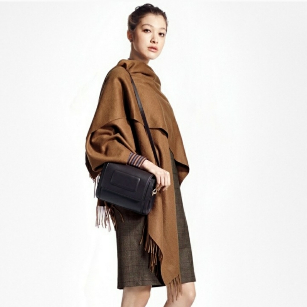 ● Charming Charlie | Scarf in Brown